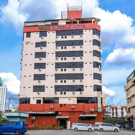 Grand Supreme Hotel Kuching Exterior photo